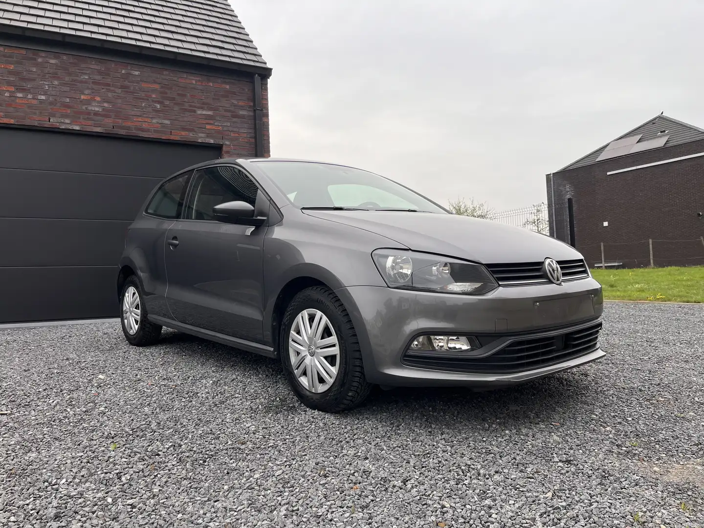 Volkswagen Polo 1.0 Comfortline benzine , Bluetooth, Gekeurd - 1