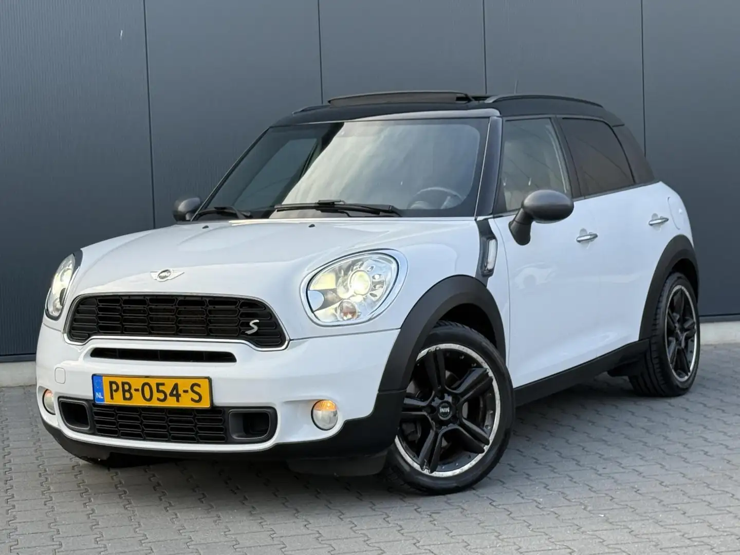 MINI Cooper S Countryman 1.6 ALL4 Chili Pano - Xenon - Navi - Stoelverwarmi Blanco - 1