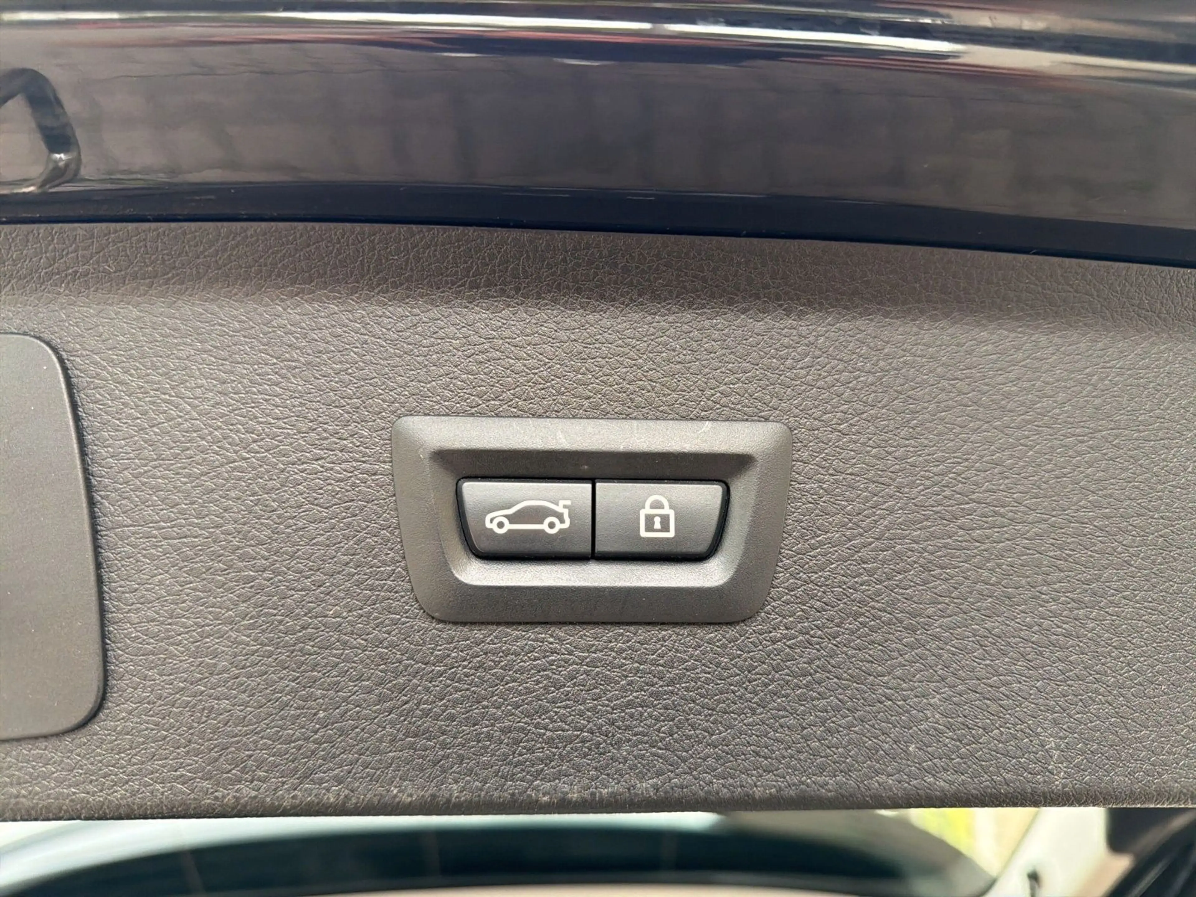BMW 225 xe Tourer Sport Line Hybrid 1.HAND/8-FACH/SHZ — photo 11