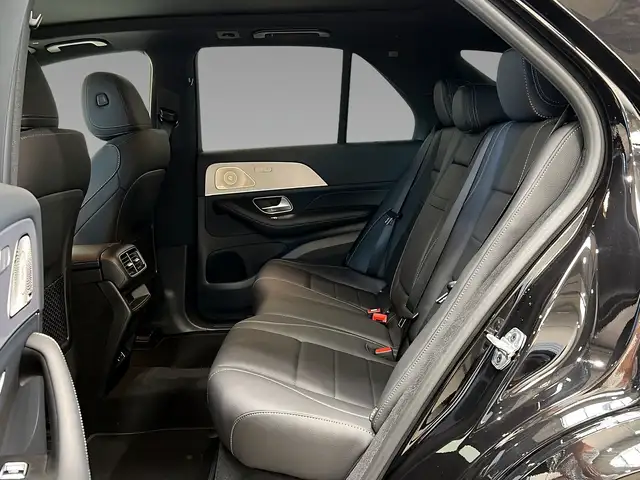 Mercedes-Benz Amg view 9