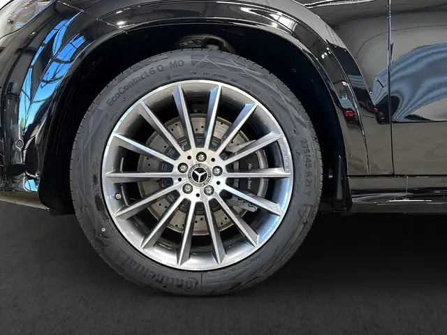 Mercedes-Benz Amg view 7