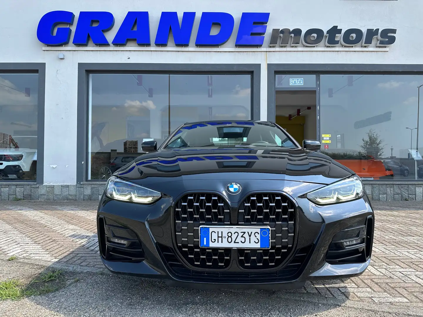 BMW 420 BMW Serie 4 G22 Coupe 420d mhev 48V xdrive Msport Zwart - 2