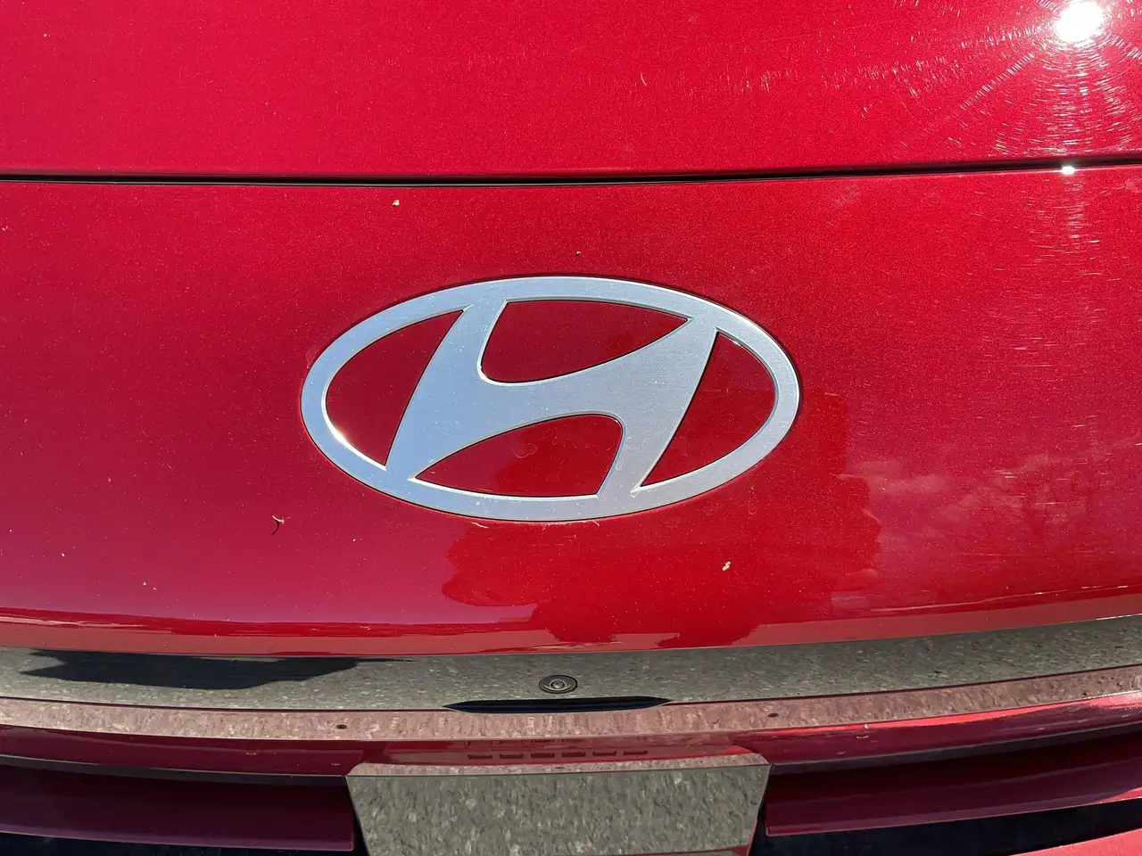Hyundai IONIQ 6 снимка Hyundai IONIQ 6