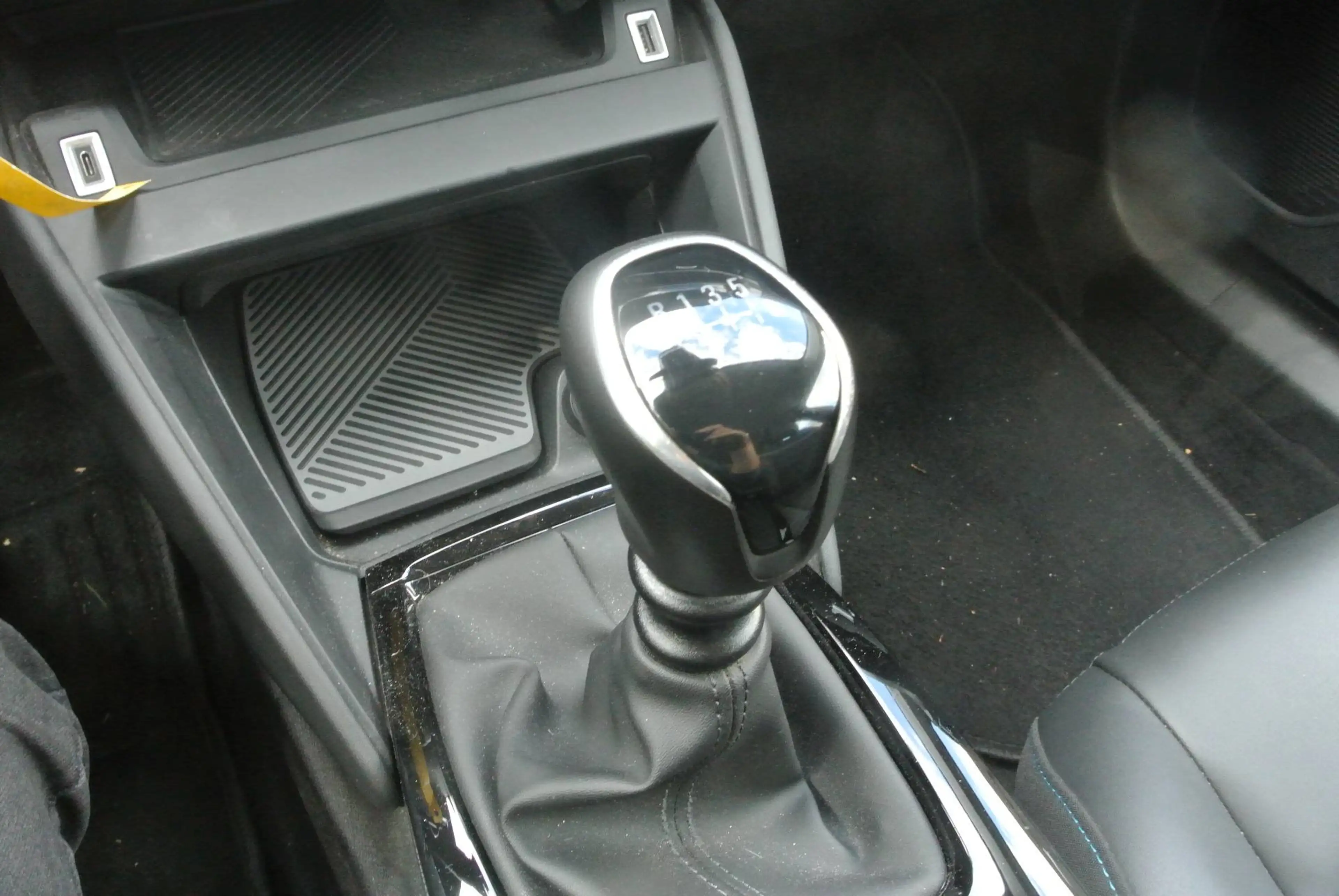 Citroen C4 C4 PureTech 130 Stop — photo 8