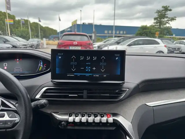 Peugeot 3008 view 12