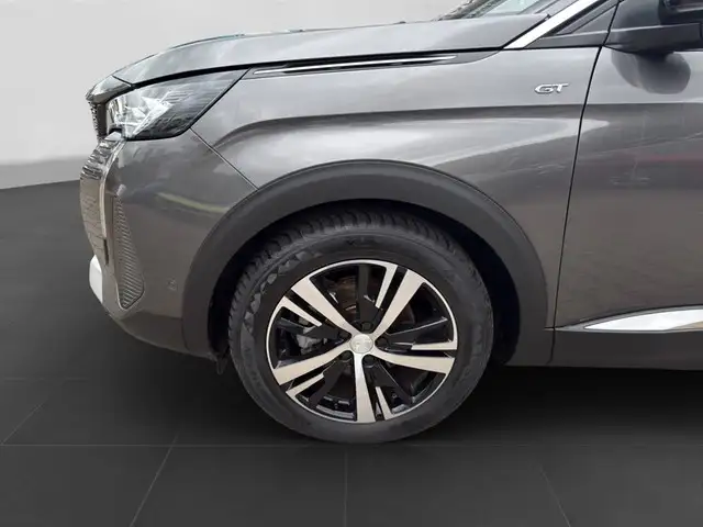 Peugeot 3008 view 7