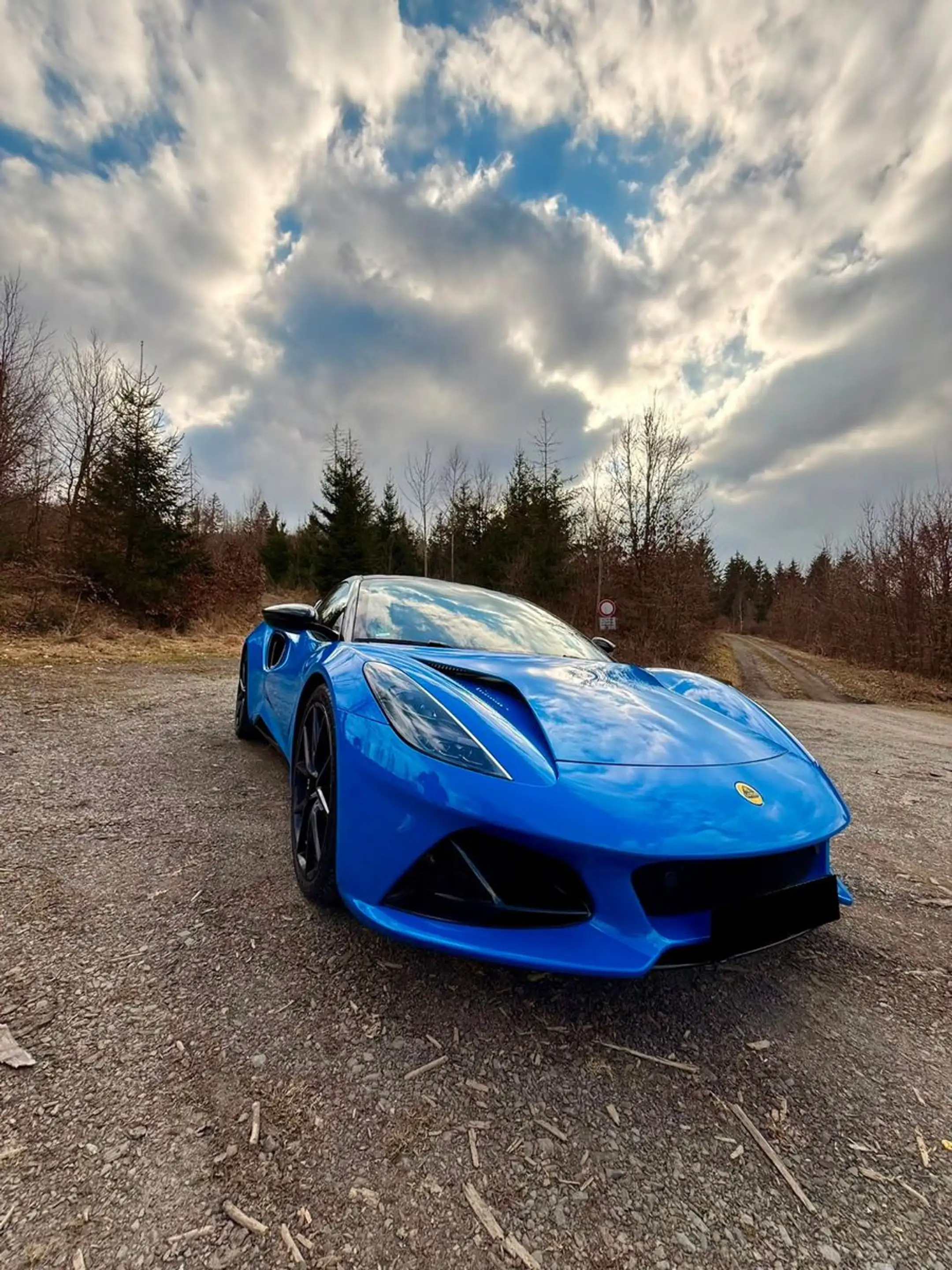 Lotus Emira 2.0 Turbo 268 kW First Edition — photo 3