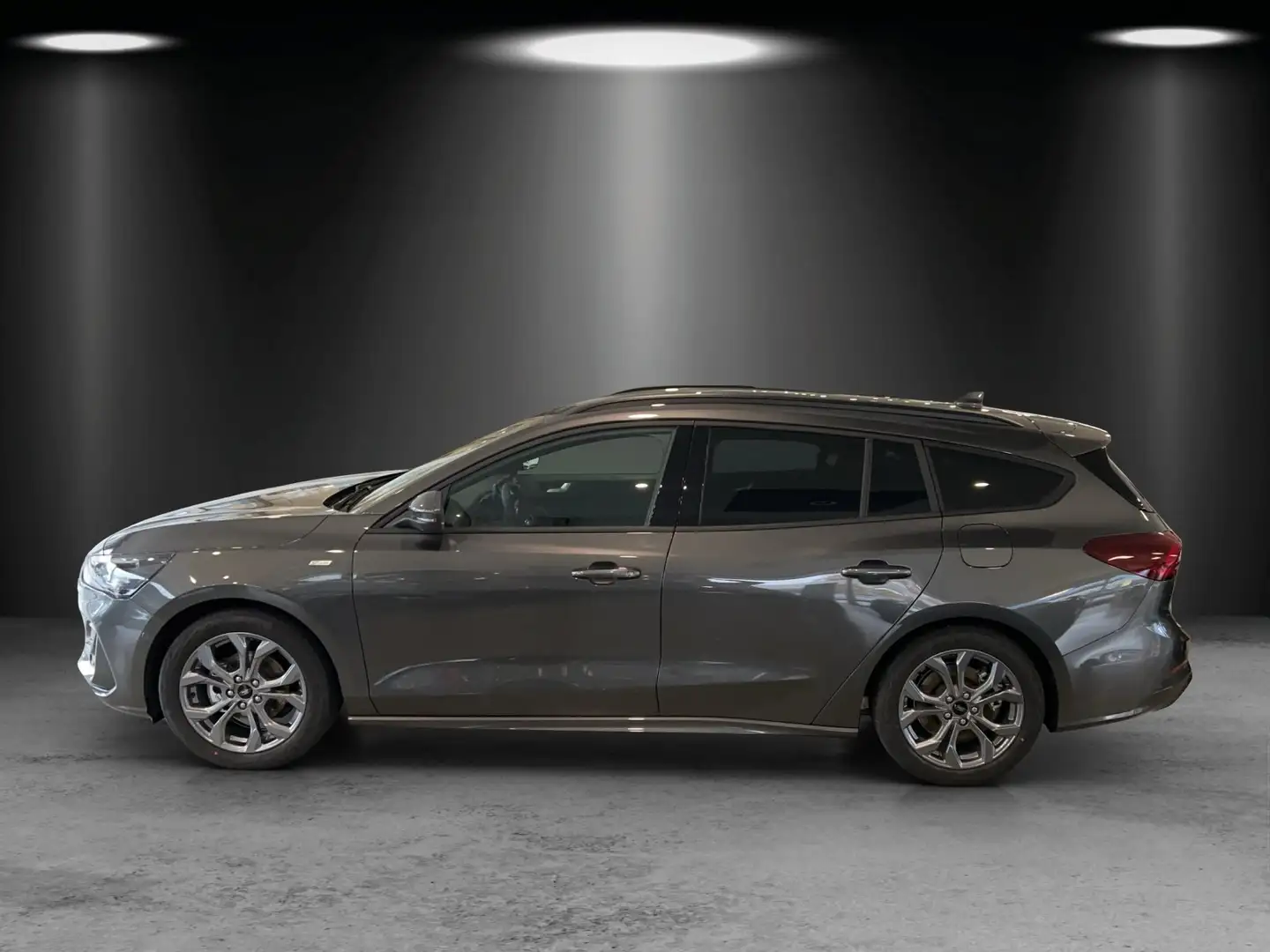 Ford Focus ST-Line X Tunier MHEV Grau - 2