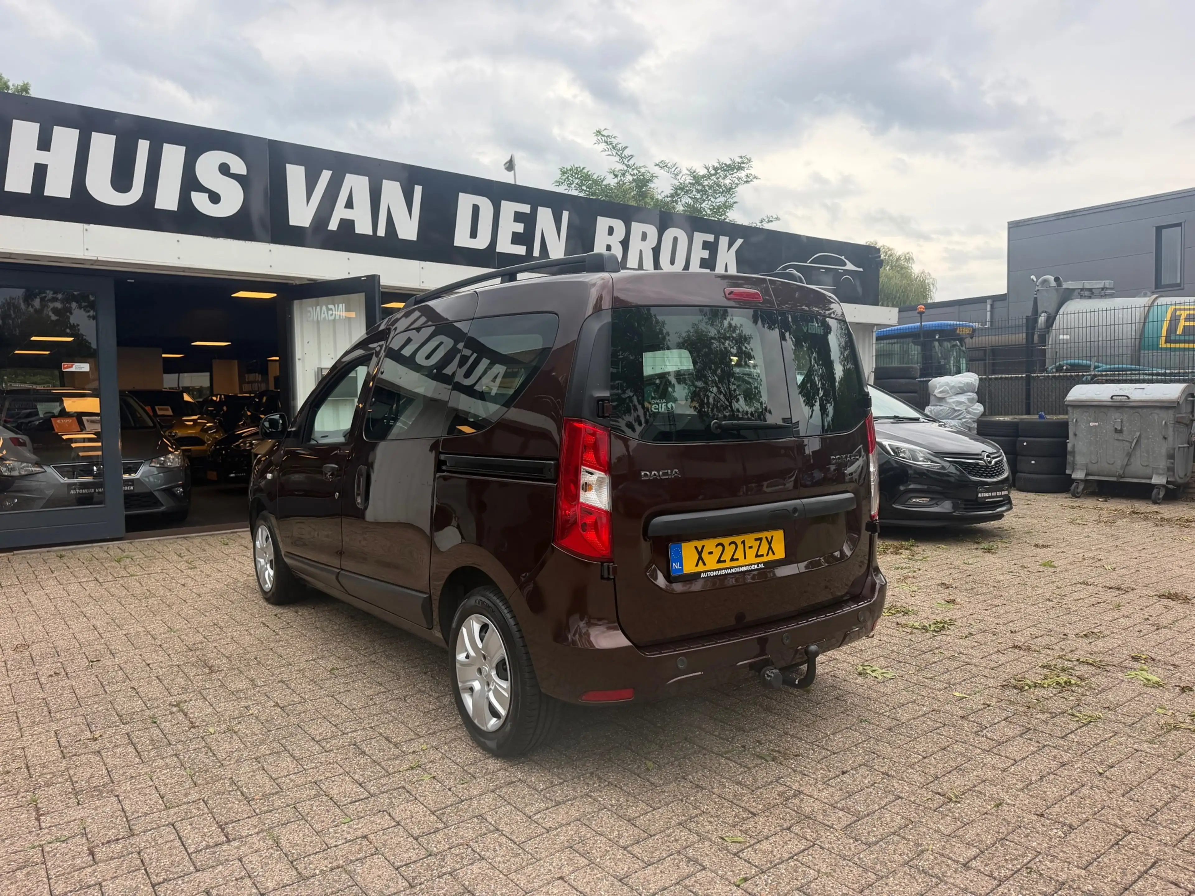 Dacia Dokker 1.2 TCe S&S Ambiance|Airco|Cruise|Carplay|Trekh|Pd — photo 2