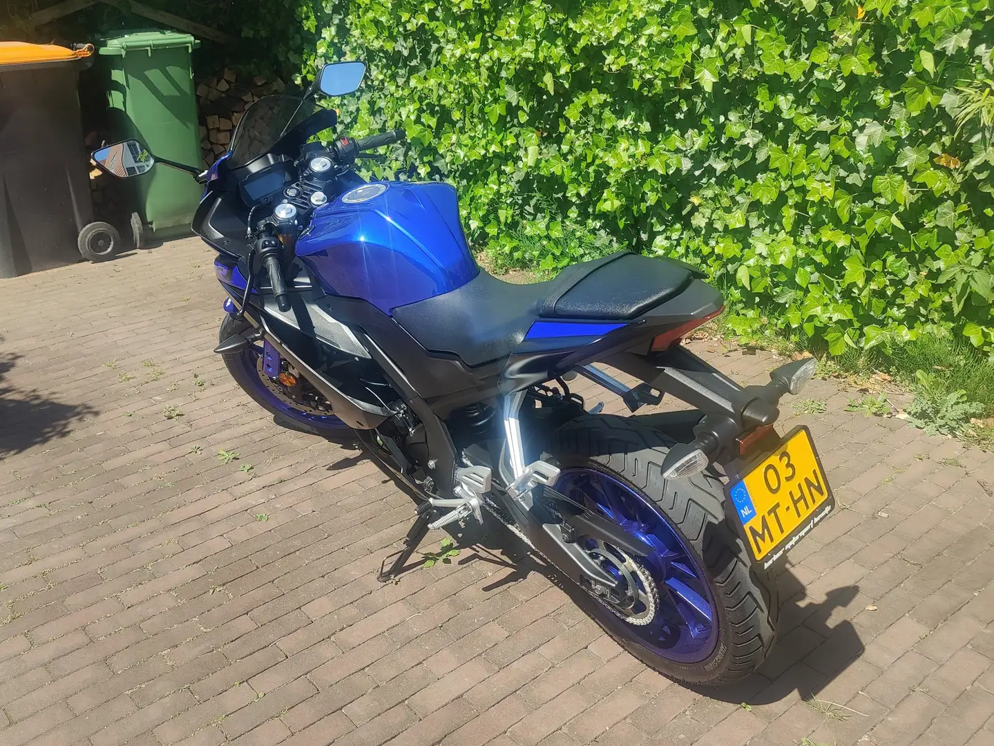 Yamaha YZF-R125 Albastru - 2