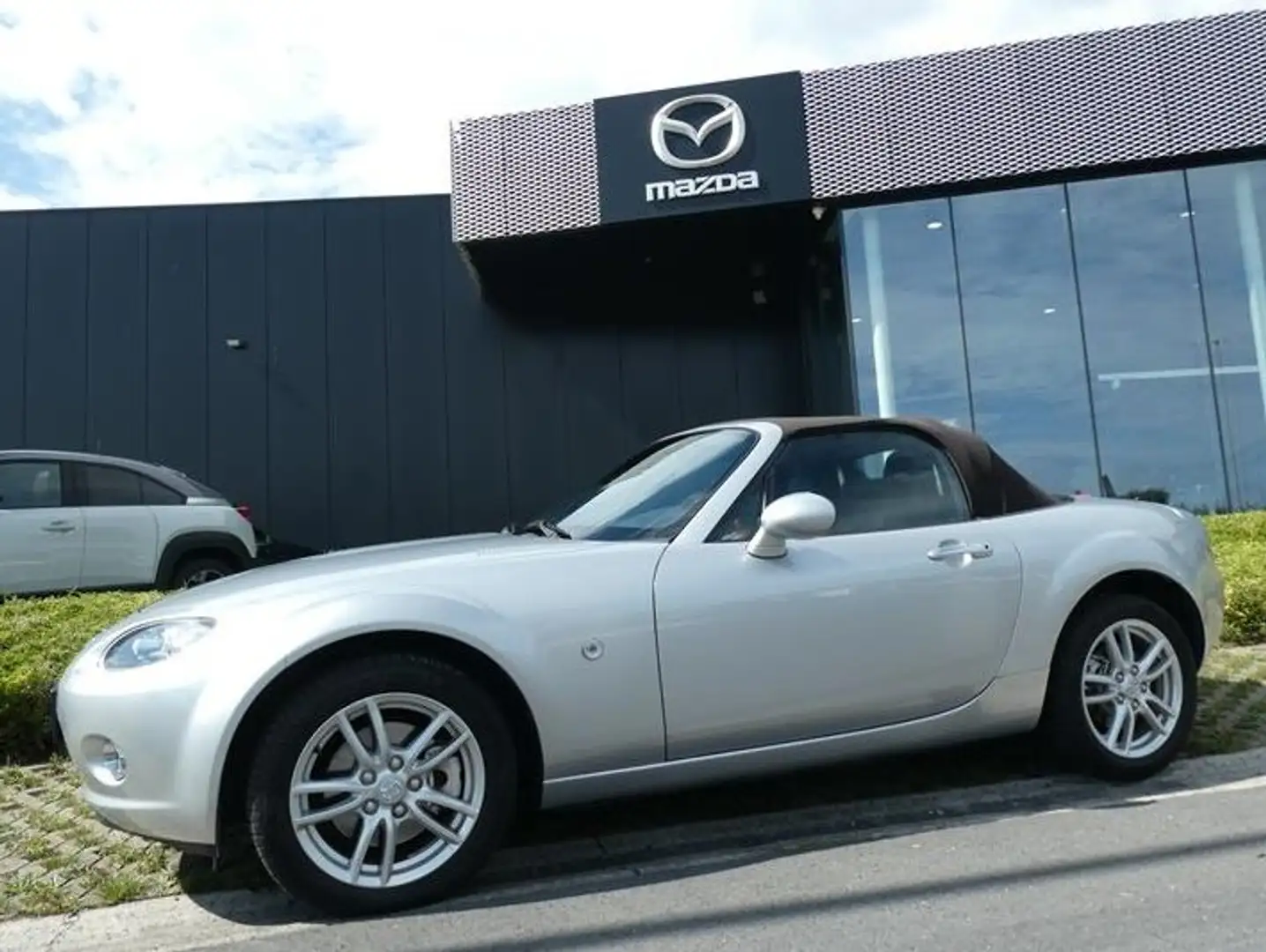 Mazda MX-5 Topuitvoering in correcte staat ! Plateado - 2