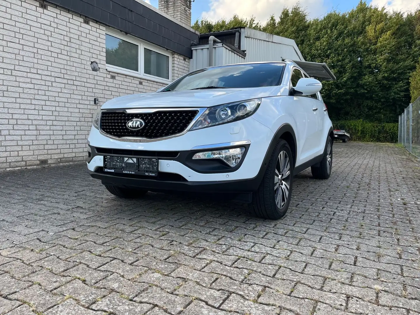 Kia Sportage Spirit 2WD/1 Hand/Scheckheftgepflegt Blanc - 1