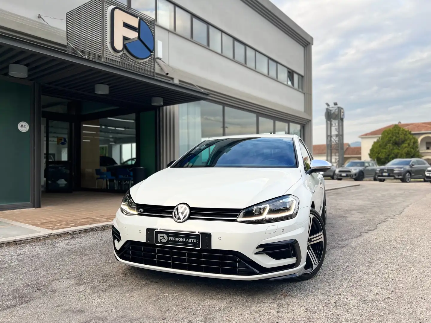Volkswagen Golf Golf 2.0 tsi R 4motion 300cv dsg Weiß - 1
