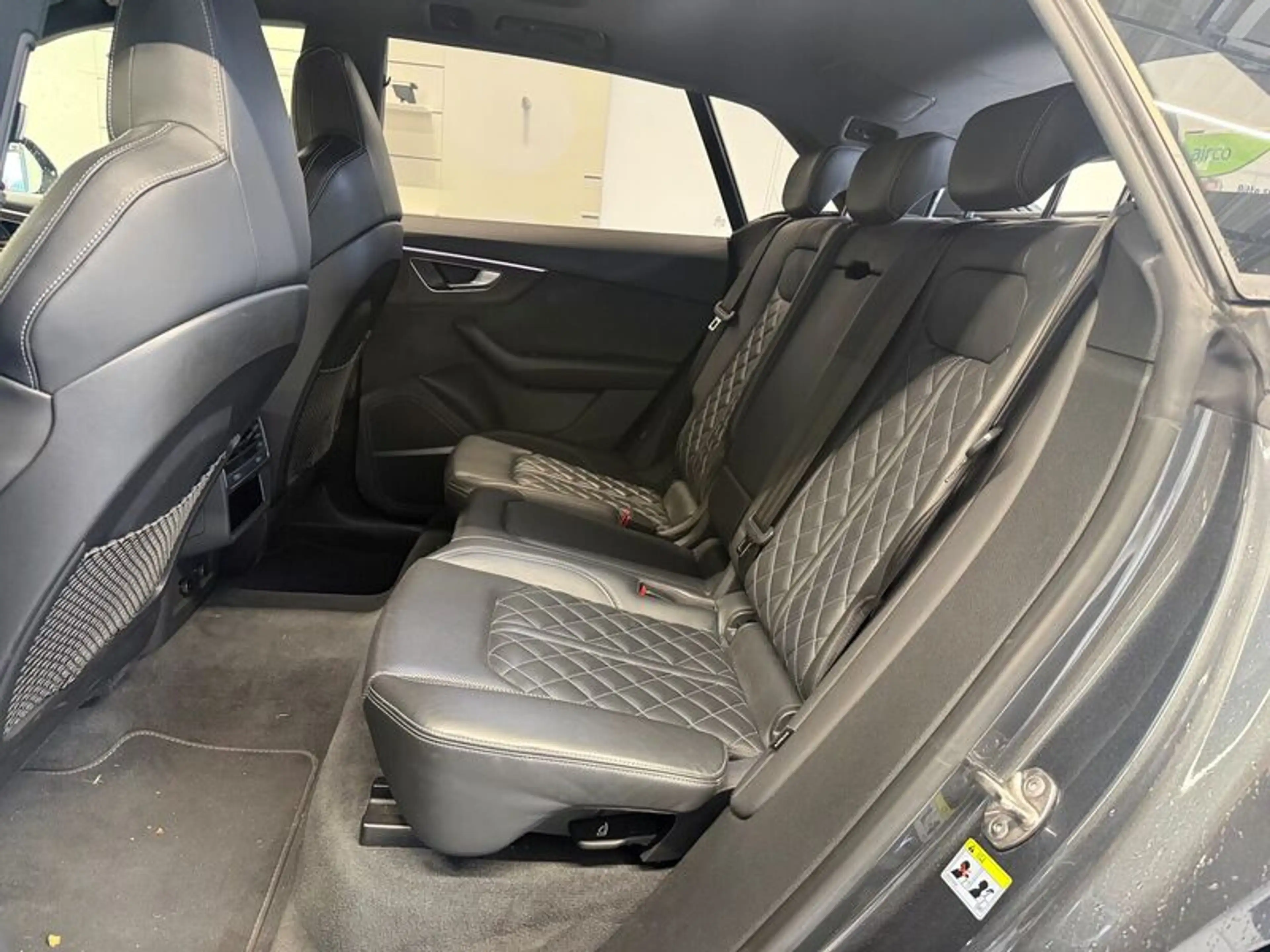 Audi SQ8 4.0 TDI Matrix S-Sitze Carbon Pano B&O HUD 22" — photo 7