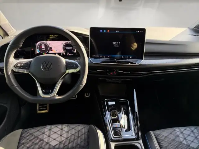 Volkswagen Golf view 11