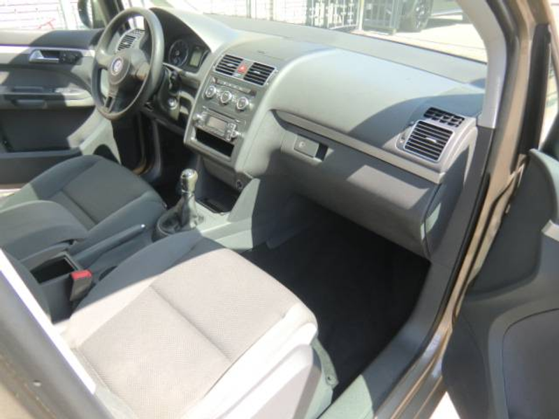 Volkswagen Touran Touran 1.2 Trendline -scheckheft VW — photo 15