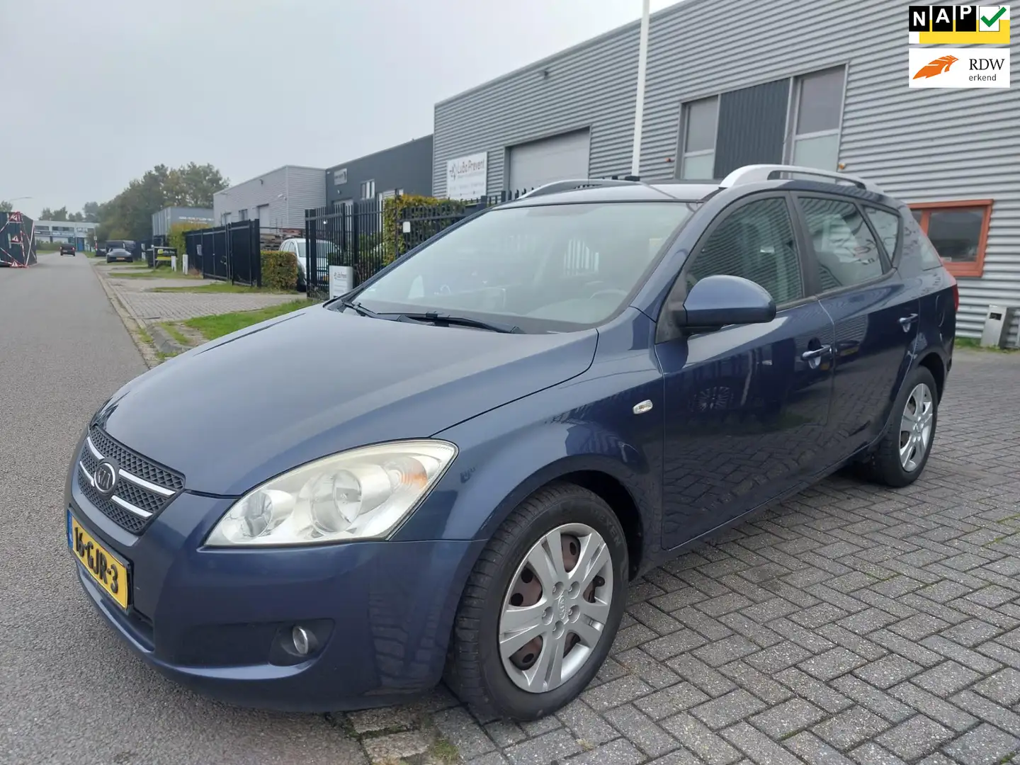 Kia Ceed / cee'd Sporty Wagon 1.6 X-ecutive 5 deurs G3 gas + climat Blauw - 1