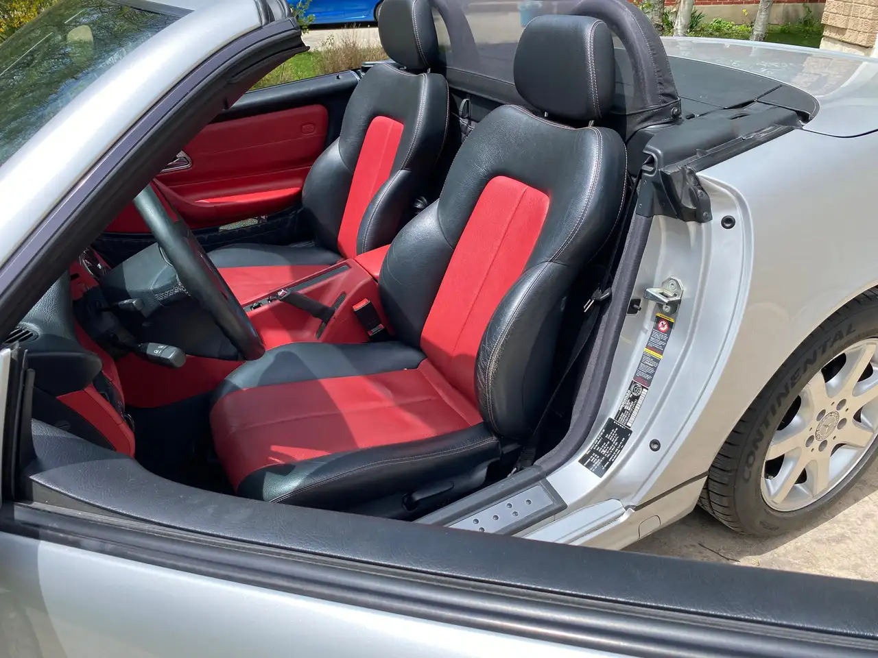 Mercedes-Benz SLK снимка Mercedes-Benz SLK