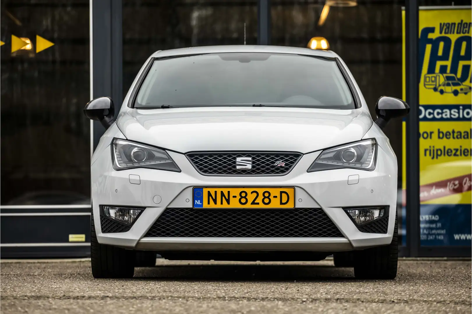 SEAT Ibiza 1.4 TDI FR Connect Blanc - 2