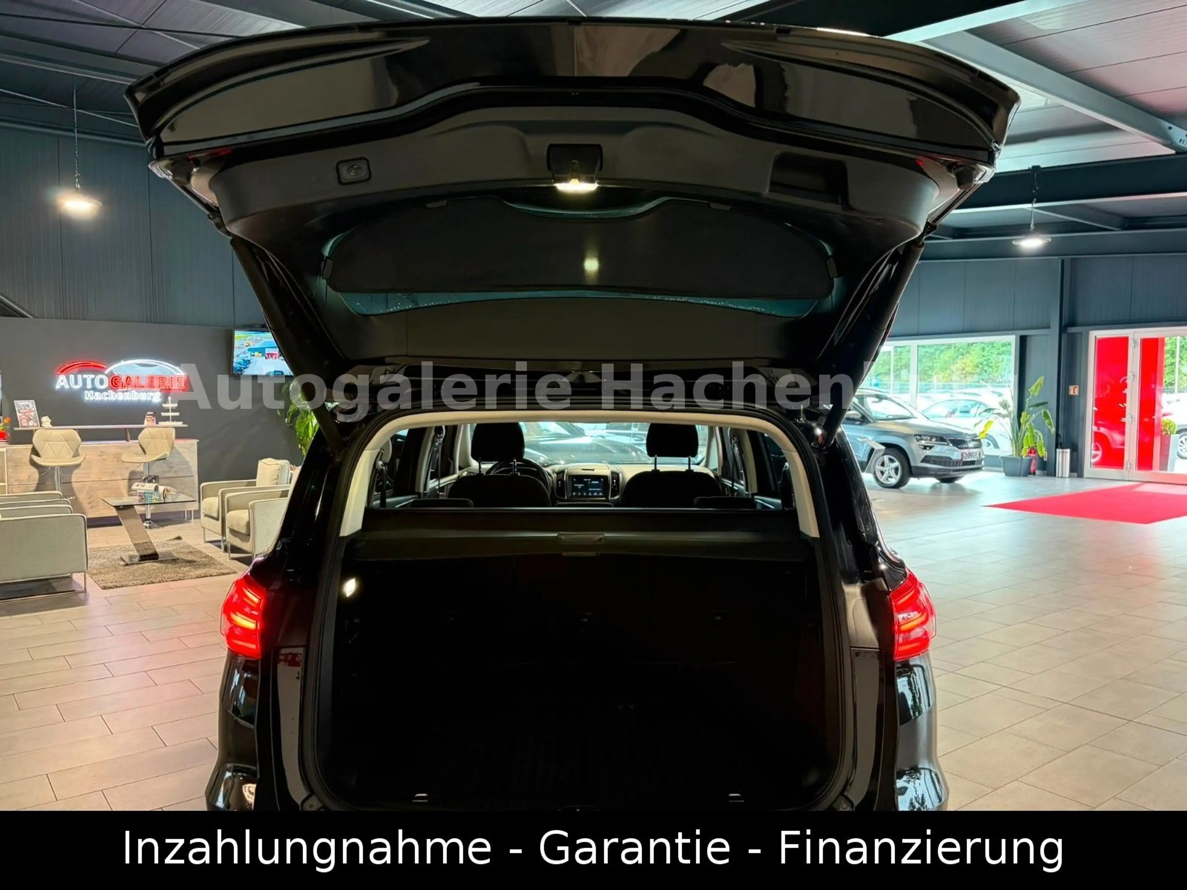 Ford S-Max Titanium Aut./Top Ausstattung/GARANTIE/EU6 — photo 7