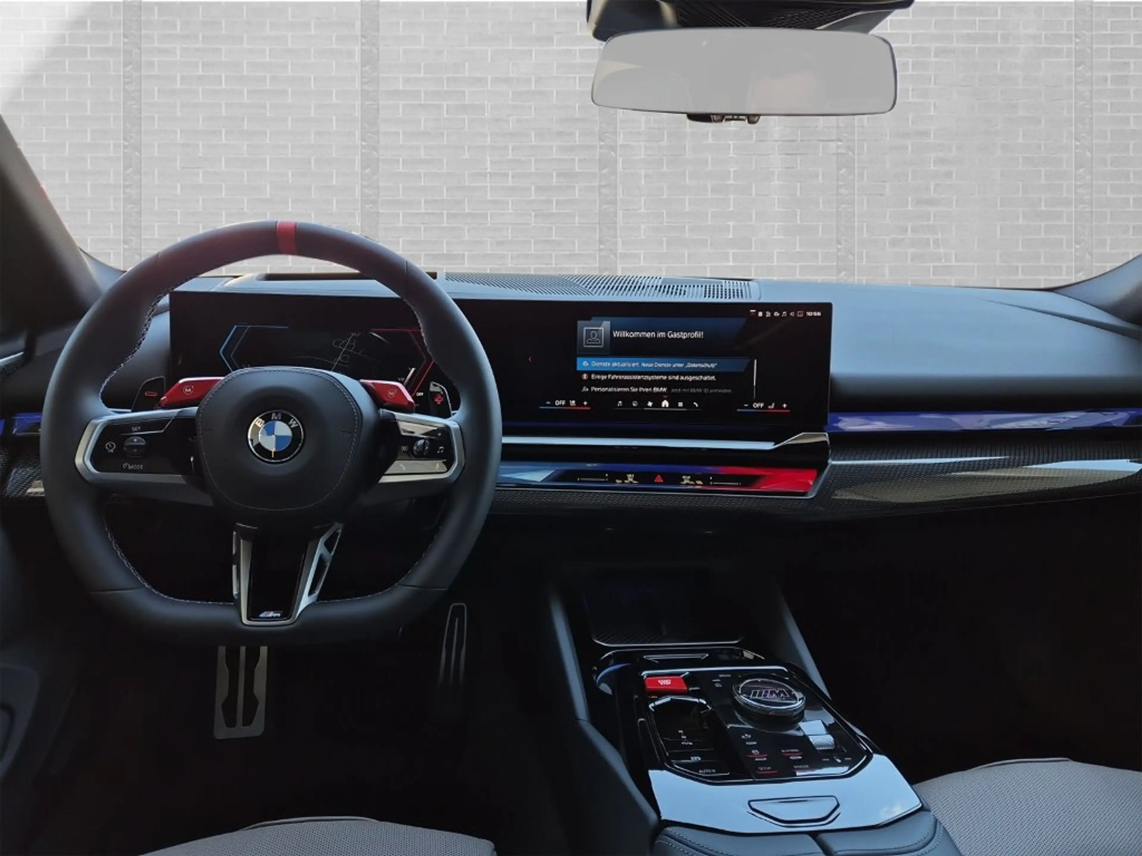 BMW M5 — photo 7