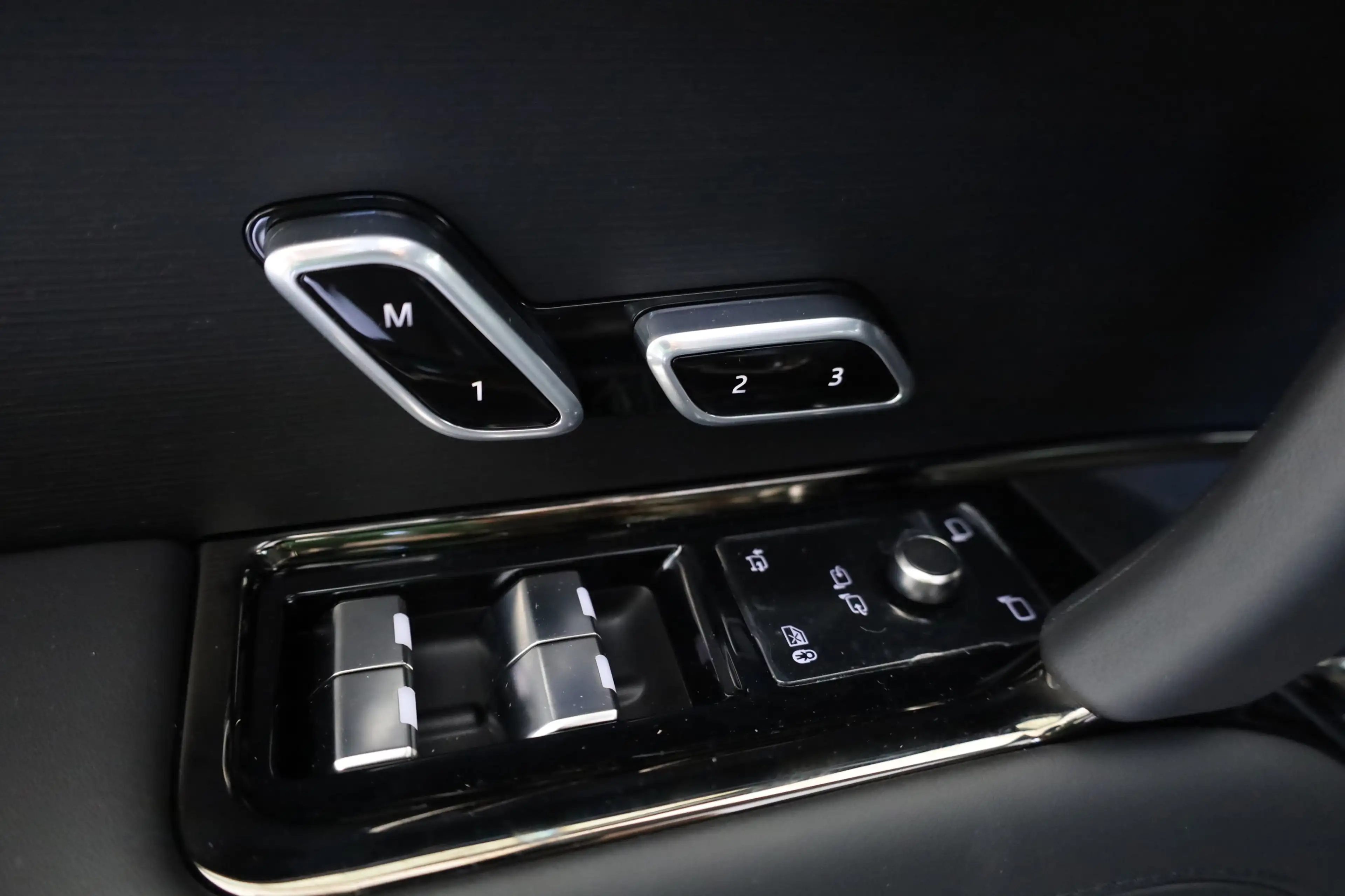 Land Rover Range Rover Sport P460e Dynamic HSE AWD 3.0 PHEV — photo 7
