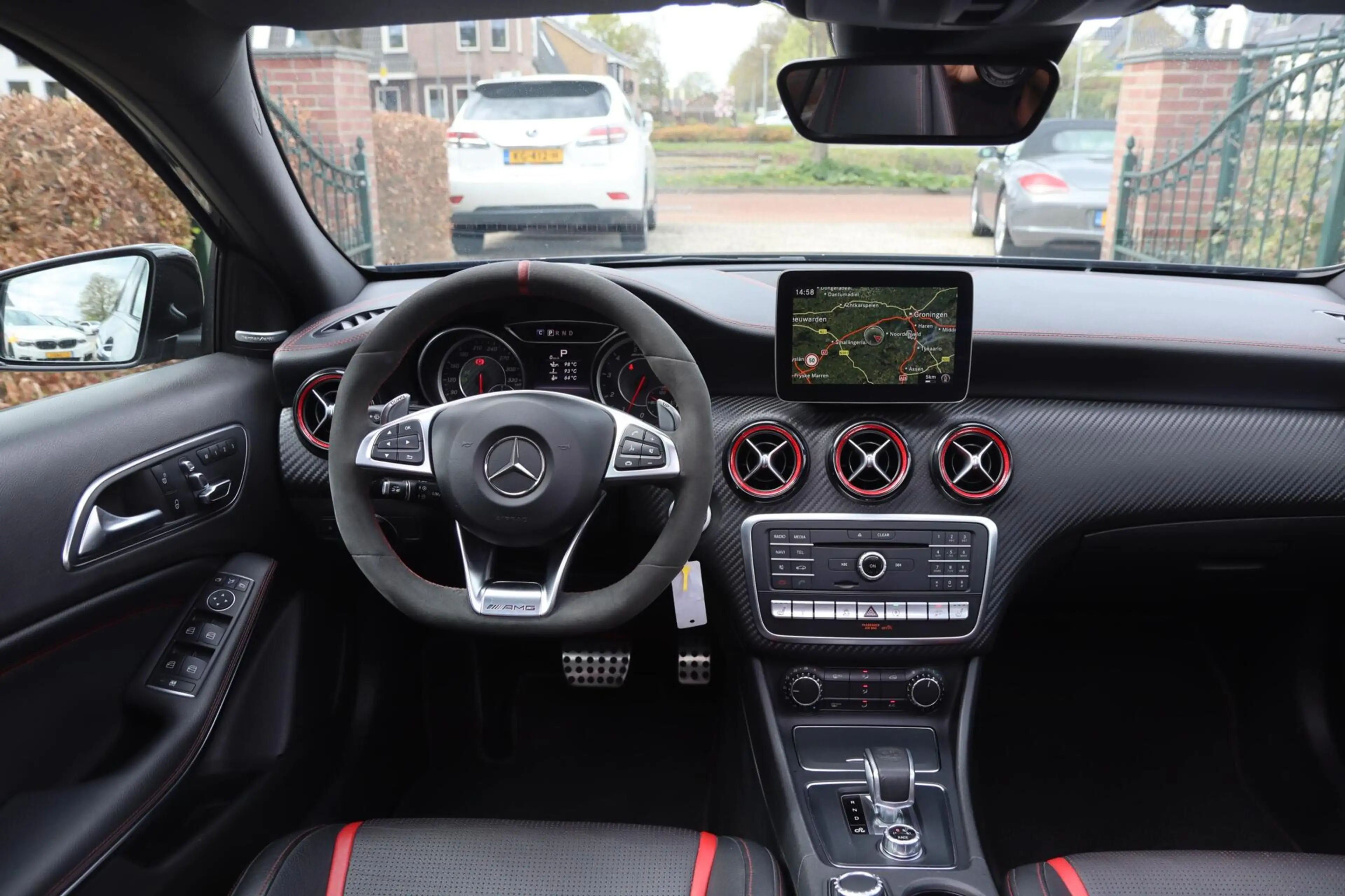 Mercedes-Benz A 45 AMG 381 PK 4MATIC — photo 17