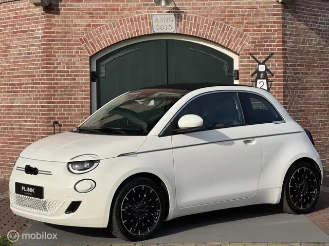 Fiat 500e La Prima Icon 42 kWh Cabrio Led, Apple Carplay, Ad