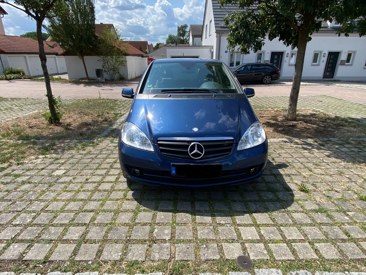 Mercedes-Benz A 180 A 180 BlueEFFICIENCY Avantgarde - 1