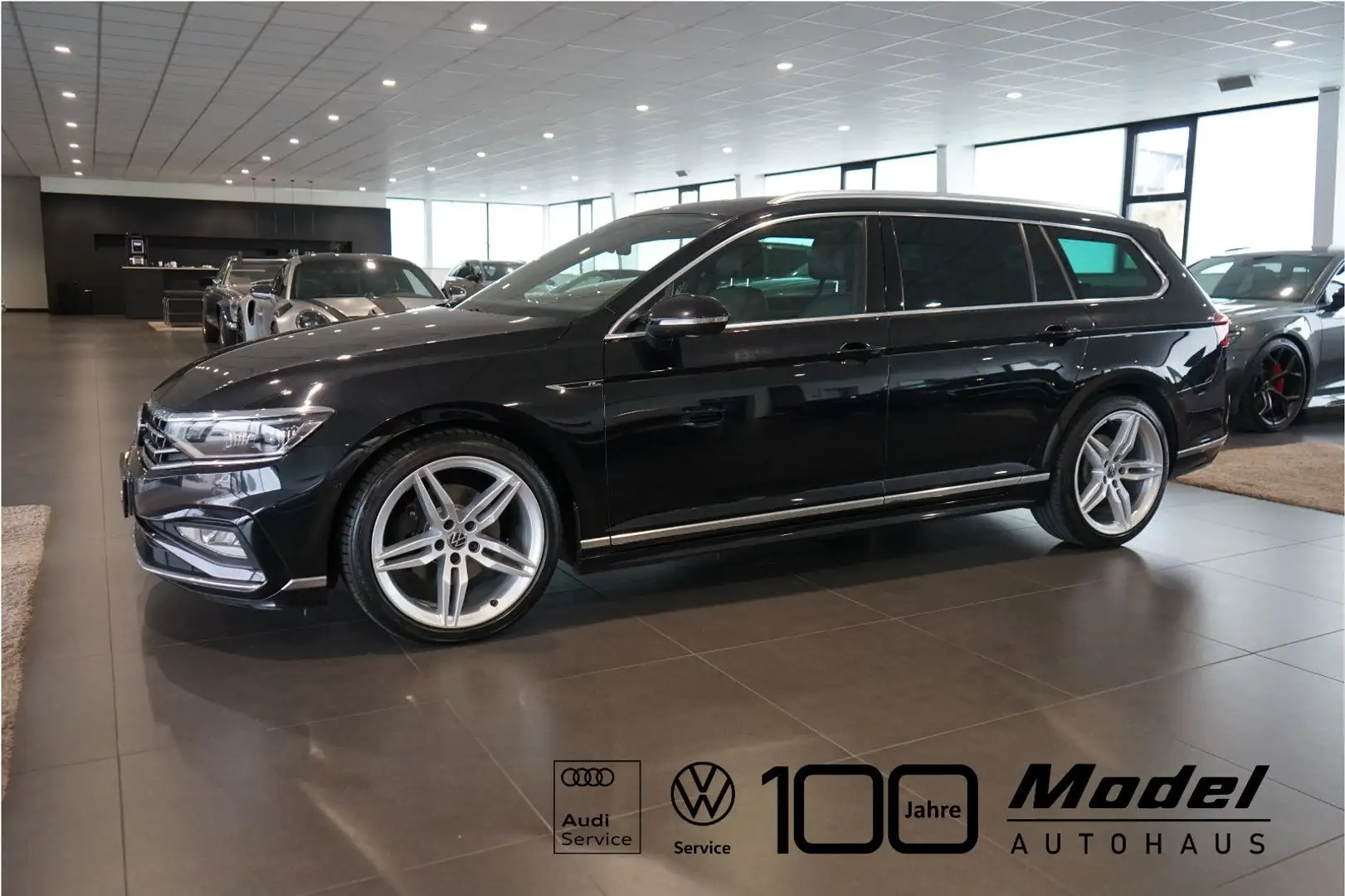Volkswagen Passat Variant 2.0 TDI | 3 x R-Line | Pano | AHK Schwarz - 1