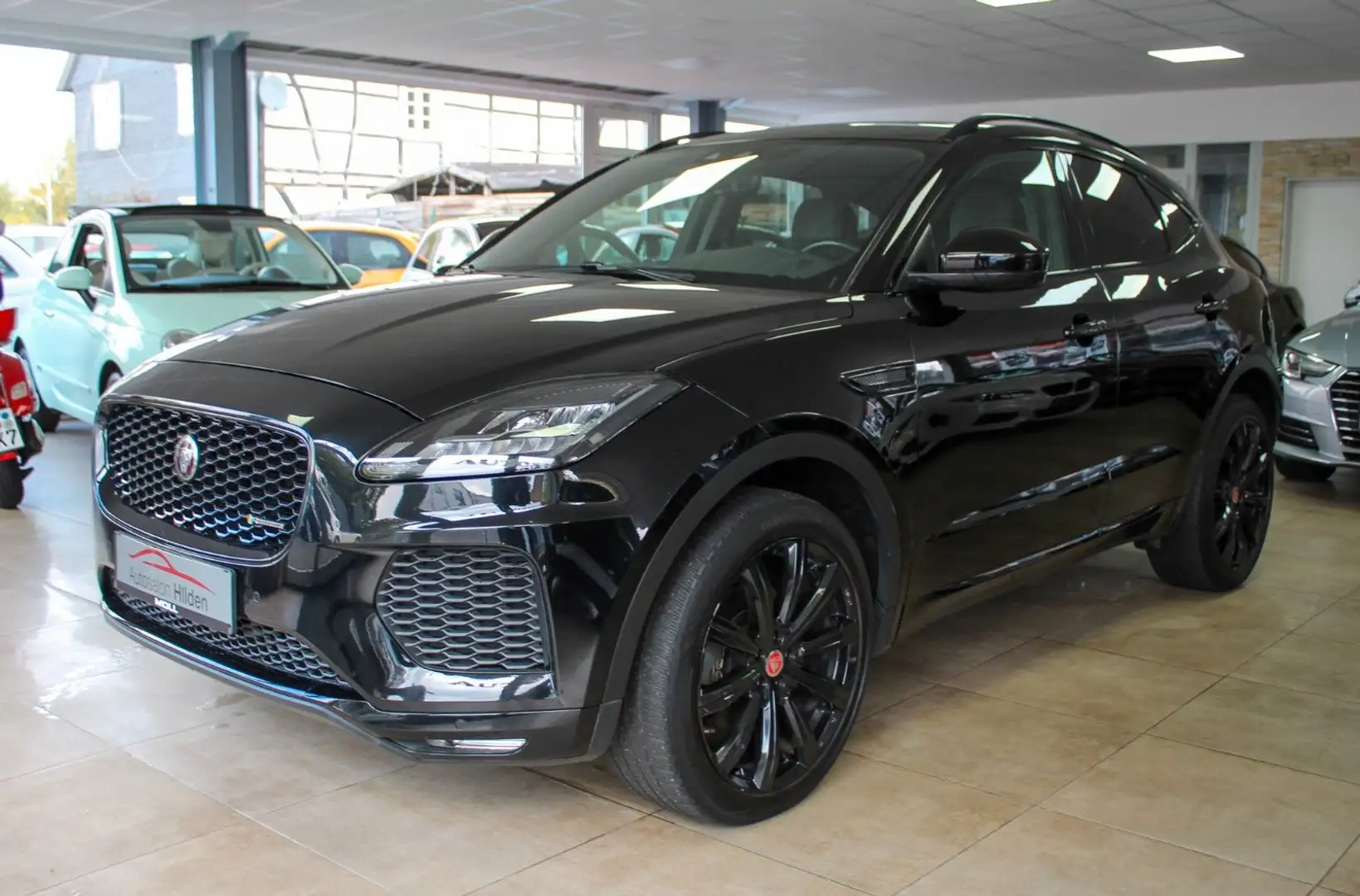 Jaguar E-Pace D150 AWD Aut. R-Dynamik Pano Kamera 2.Hd Schwarz - 1