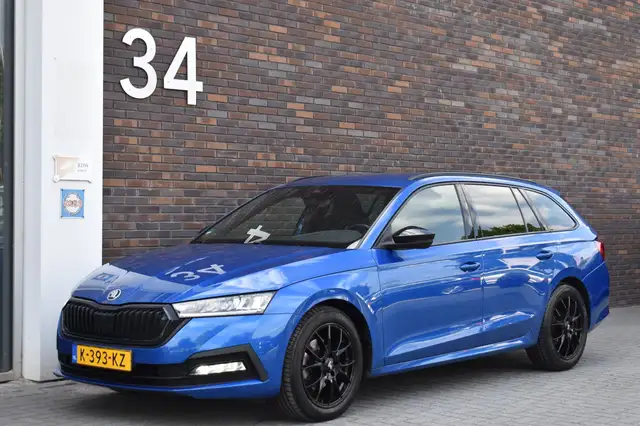 Skoda Octavia view 3
