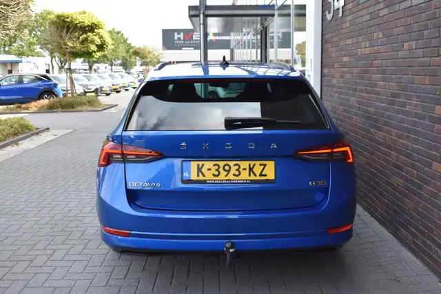 Skoda Octavia view 10