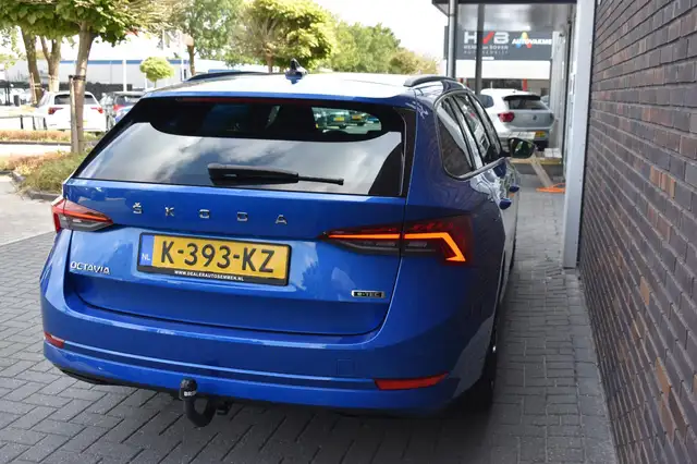 Skoda Octavia view 11