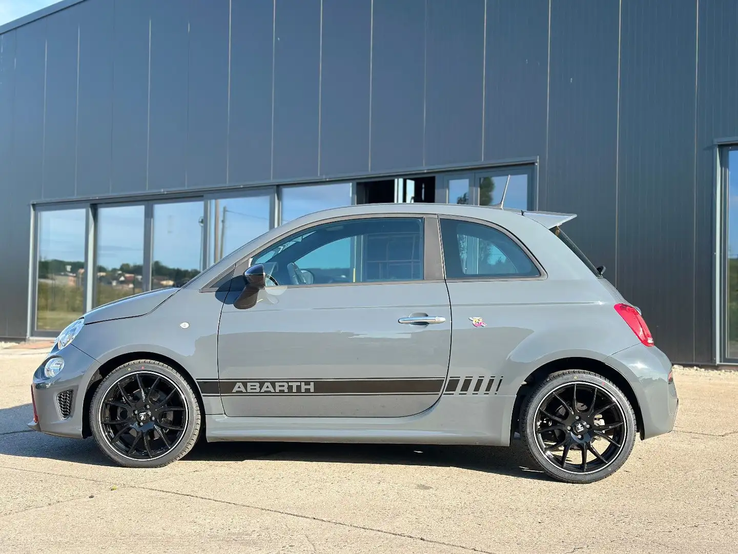 Abarth 500 595 Pista Grau DAB NAVI 17 Zoll Räder NEU Grau - 2