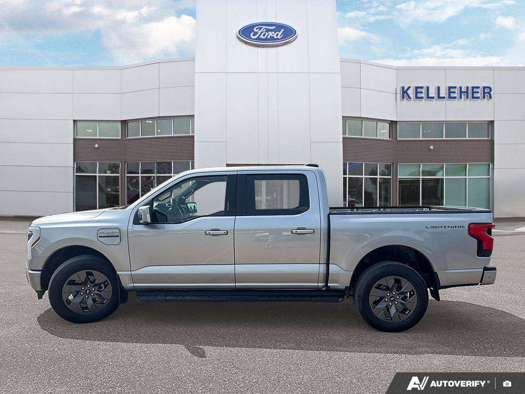 2023 Ford F-150 Lightning LARIAT | 4WD | Ext Range | Max Tow Pkg | Heated/Co — снимка 1