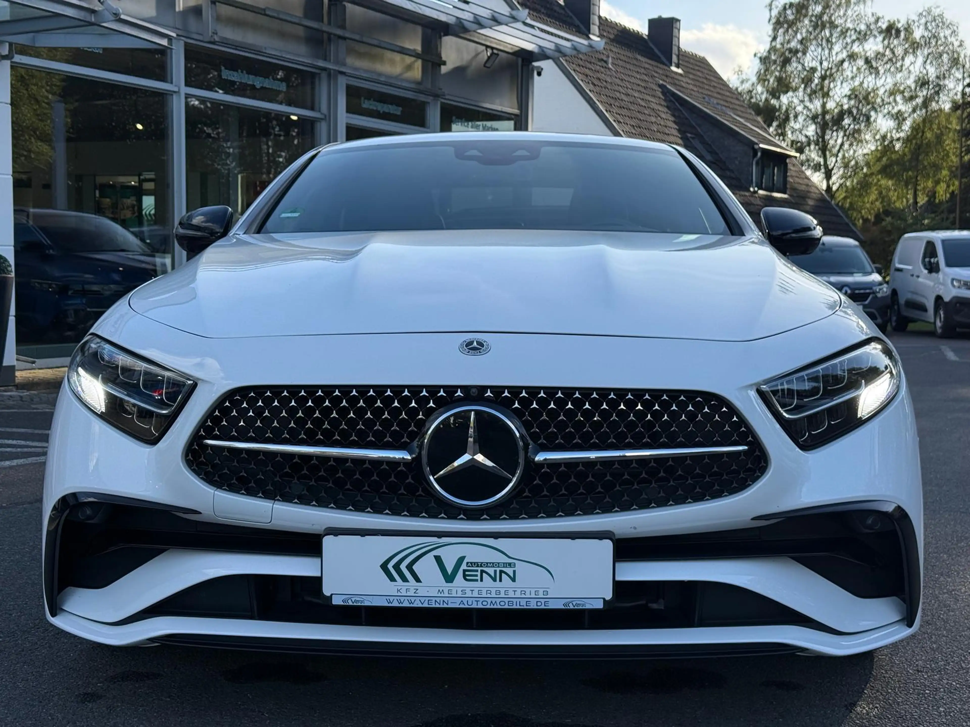 Mercedes-Benz CLS 400 2.9 CDI KAT*TWA*AHK*Pano*360°Cam*SHZ — photo 3