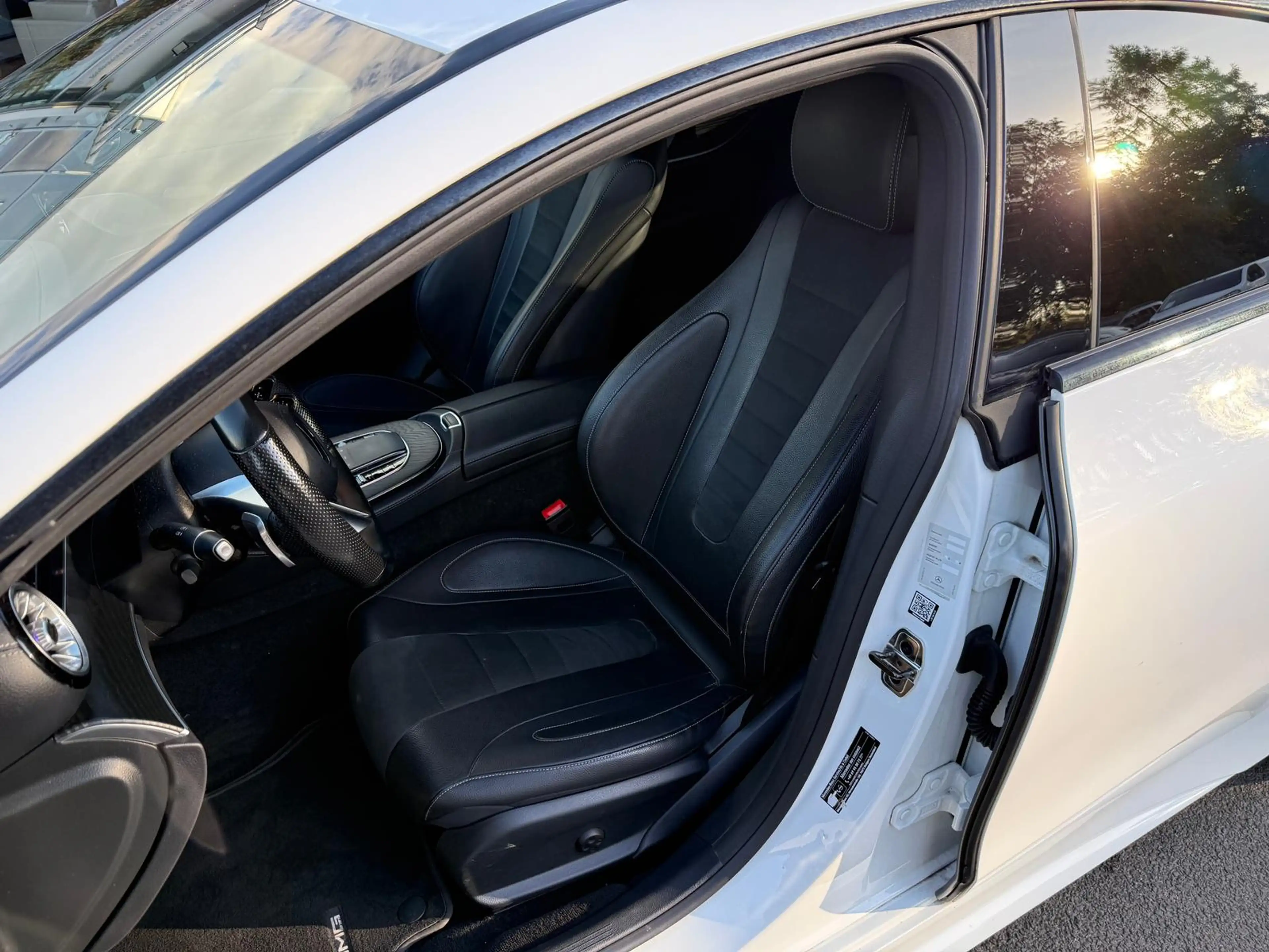 Mercedes-Benz CLS 400 2.9 CDI KAT*TWA*AHK*Pano*360°Cam*SHZ — photo 11