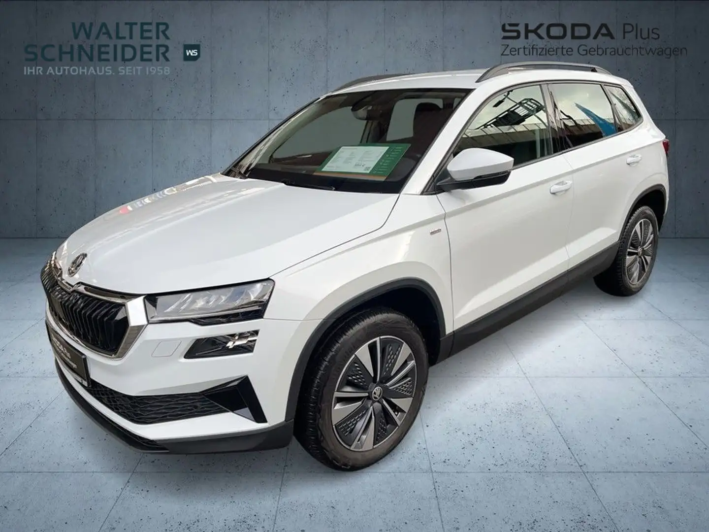 Skoda Karoq 1.5 TSI DSG Tour Navi LED ACC Weiß - 2