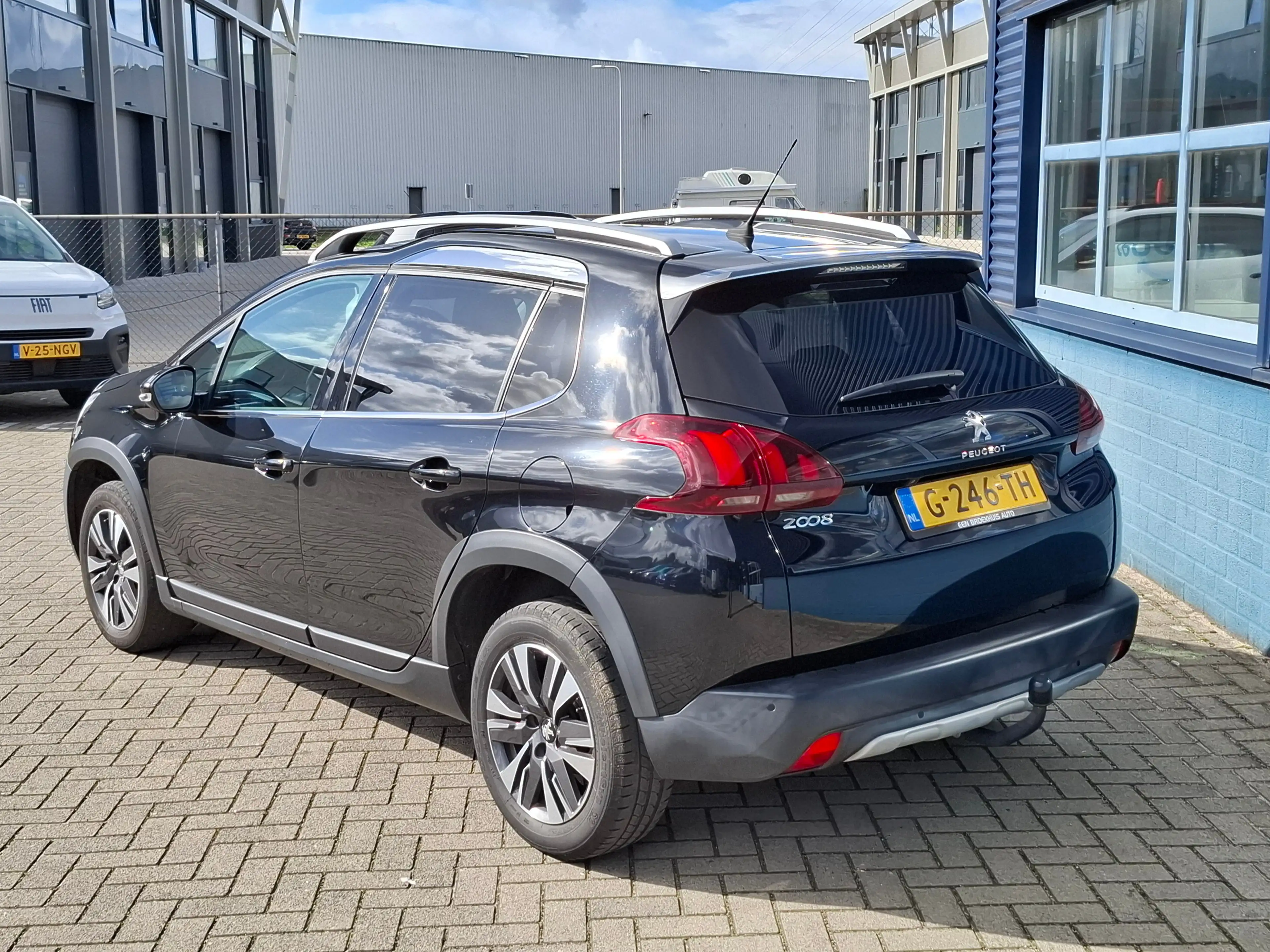 Peugeot 2008 1.2 Allure 110 PK | Achteropkomend verkeer waarsch — photo 3