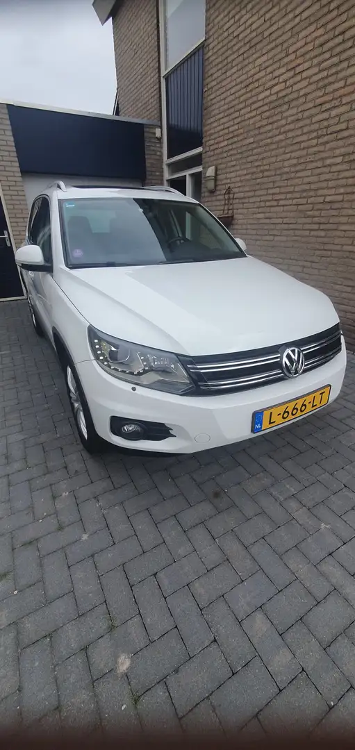 Volkswagen Tiguan 2.0 SE 4motion Wit - 2