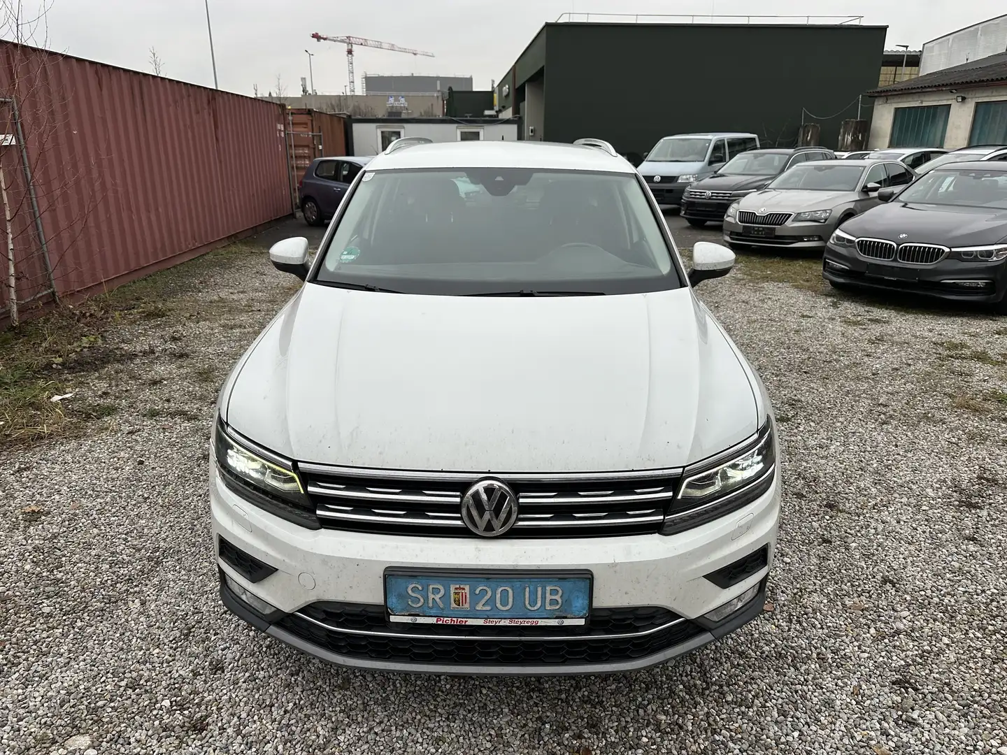 Volkswagen Tiguan 2,0 TDI SCR 4Motion Highline DSG Weiß - 2