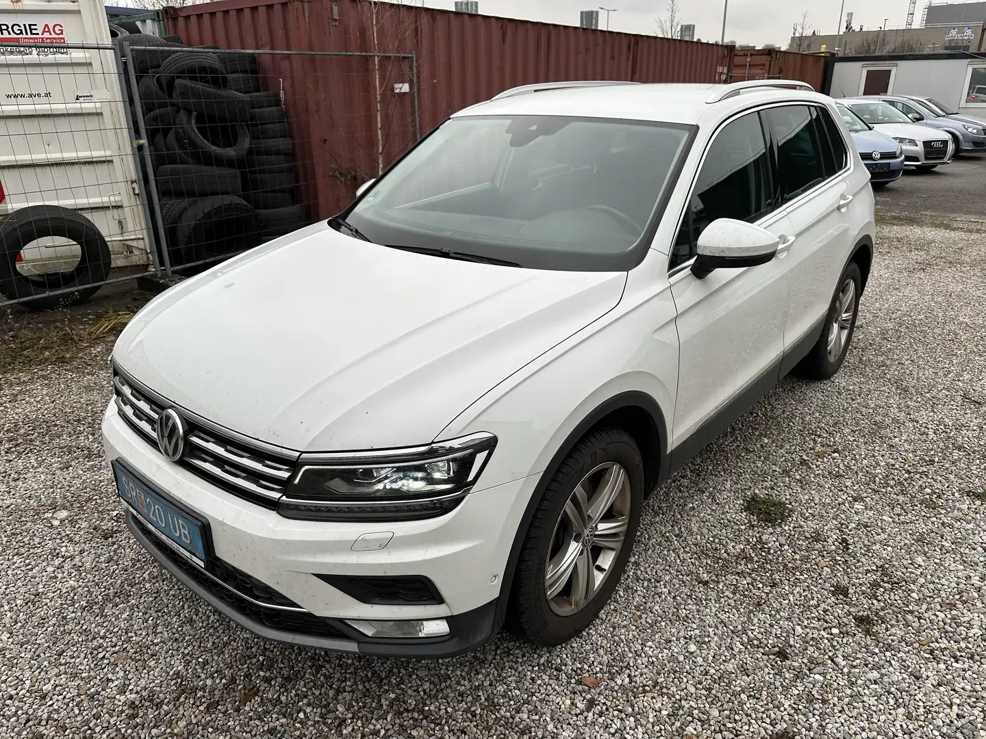 Volkswagen Tiguan 2,0 TDI SCR 4Motion Highline DSG Weiß - 1
