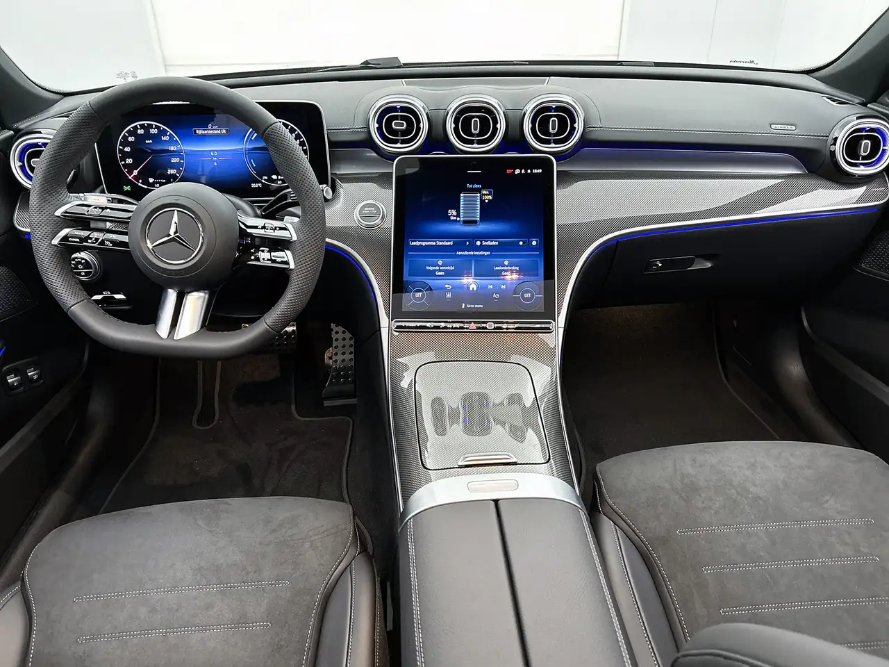Mercedes-Benz C-Class 2026