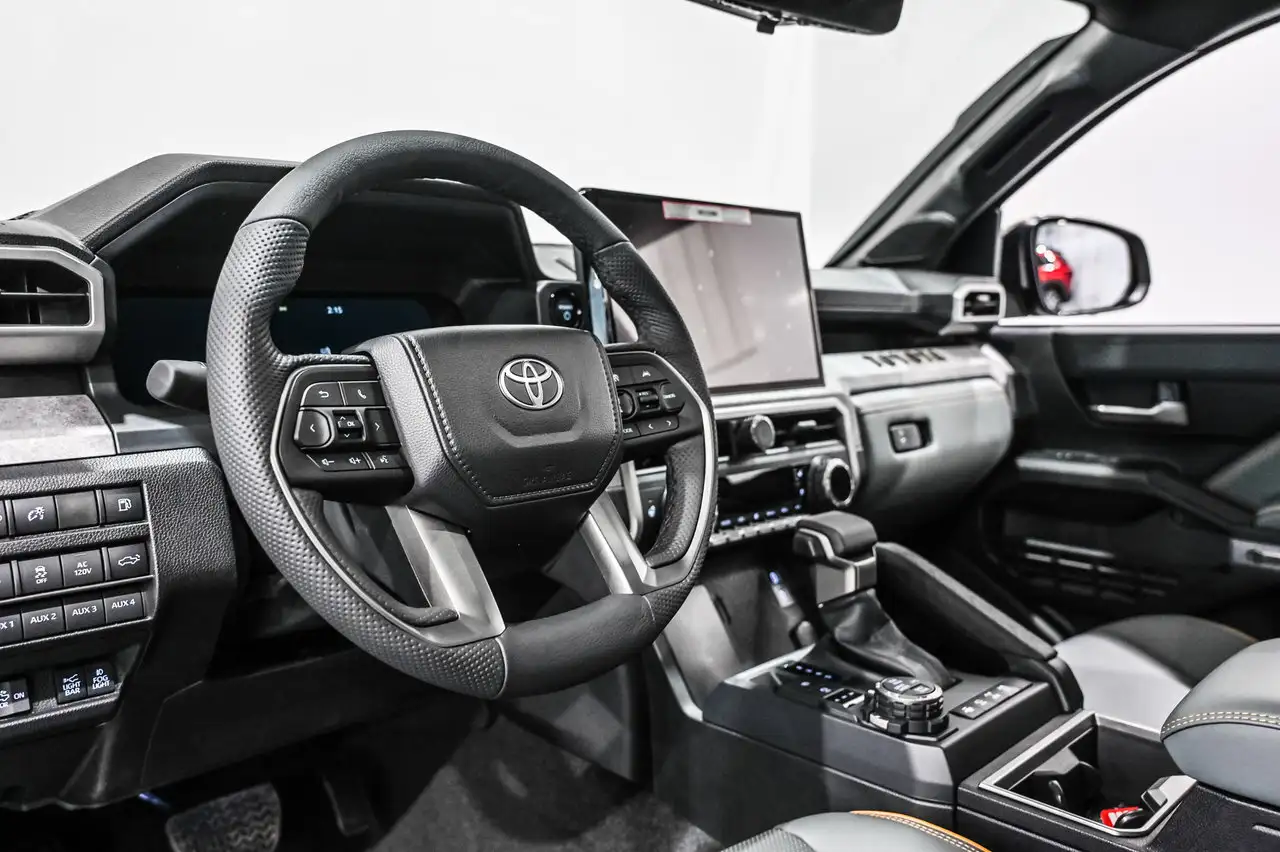 Toyota Tacoma снимка Toyota Tacoma