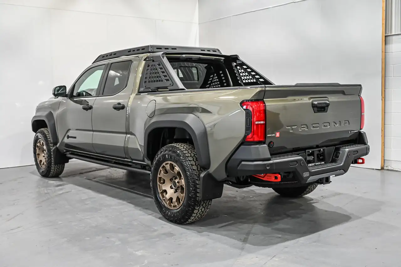 Toyota Tacoma снимка Toyota Tacoma