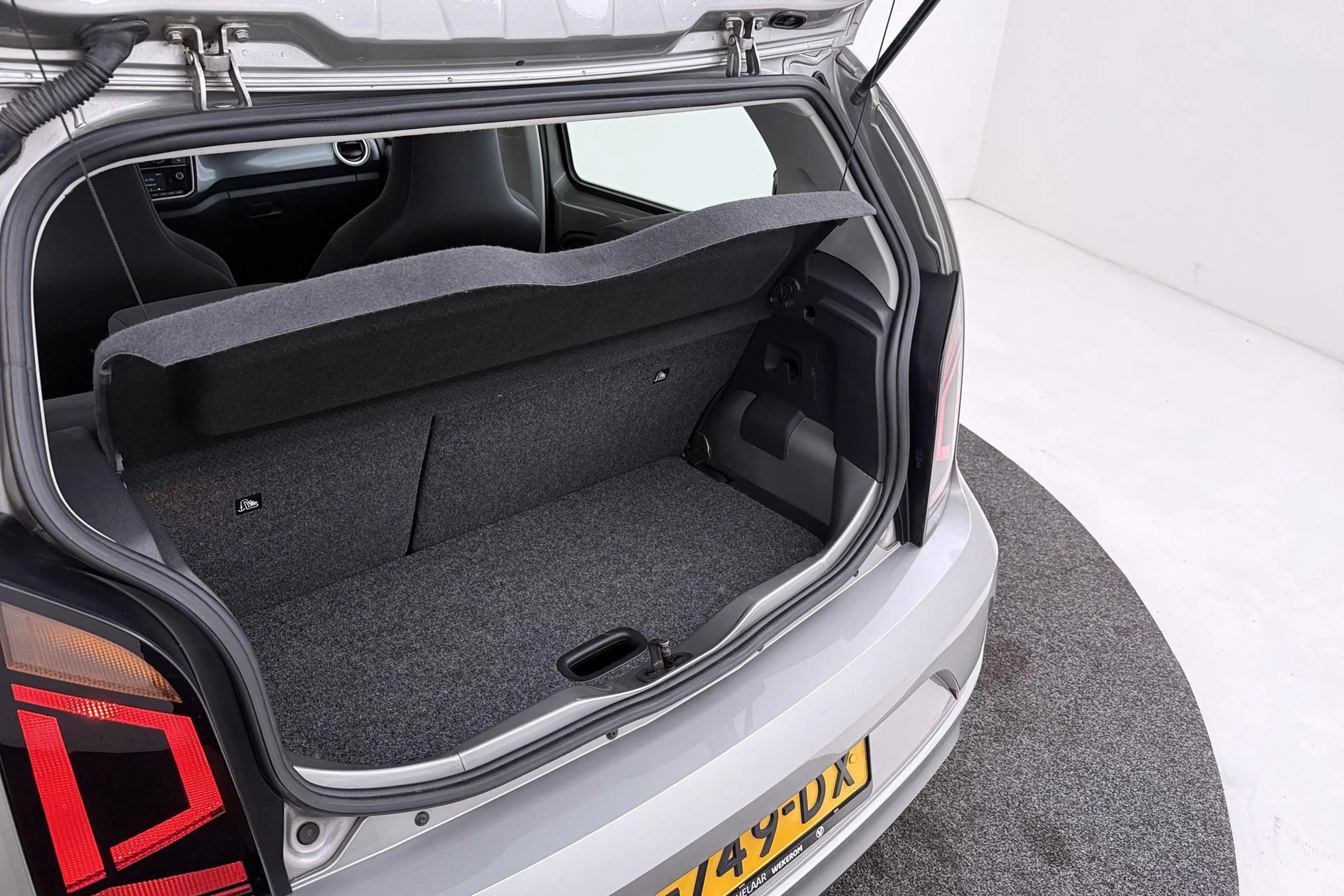 Volkswagen up! 1.0 BMT move up! | Org NL | Airco | Dealer Ond. | — photo 27
