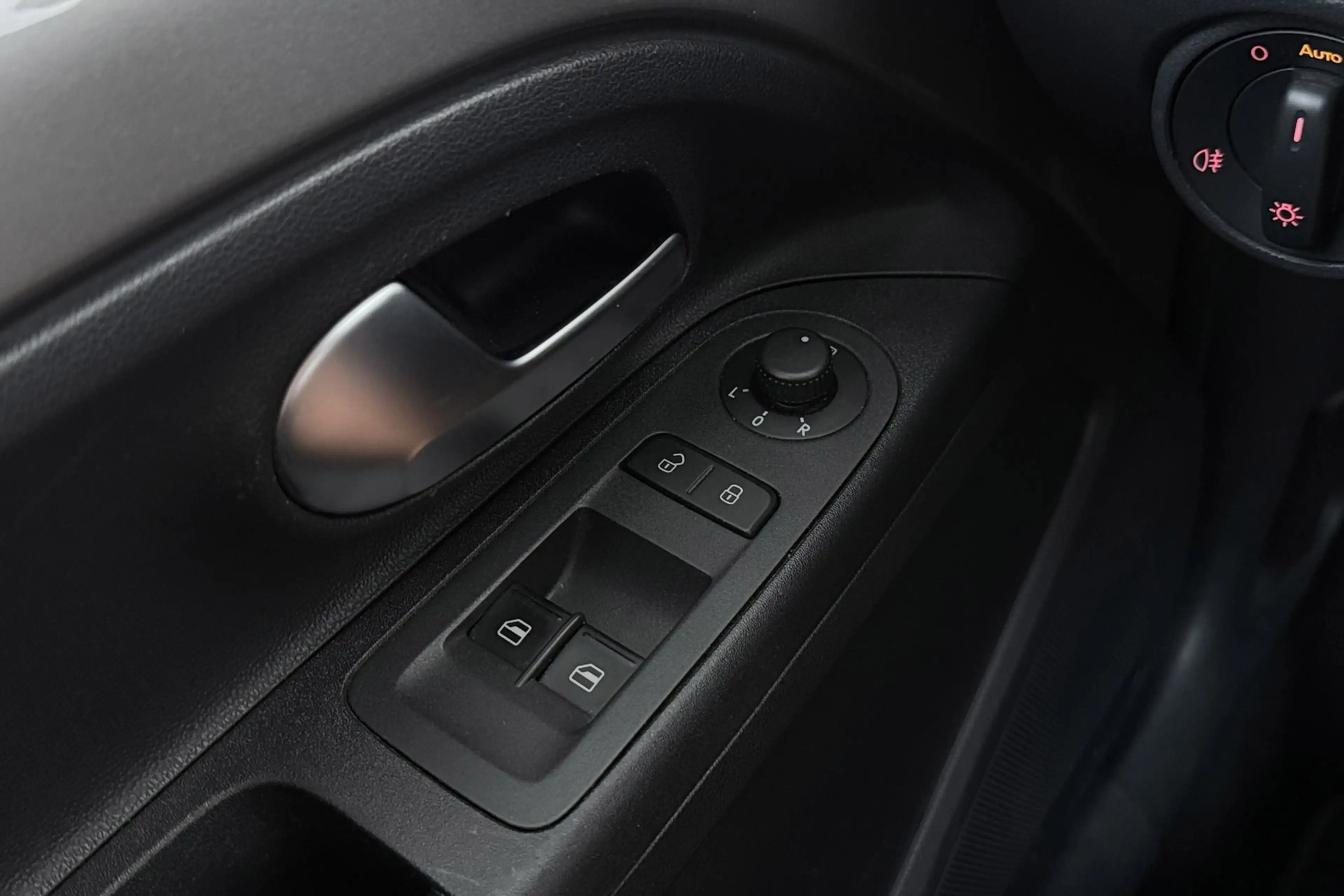 Volkswagen up! 1.0 BMT move up! | Org NL | Airco | Dealer Ond. | — photo 26