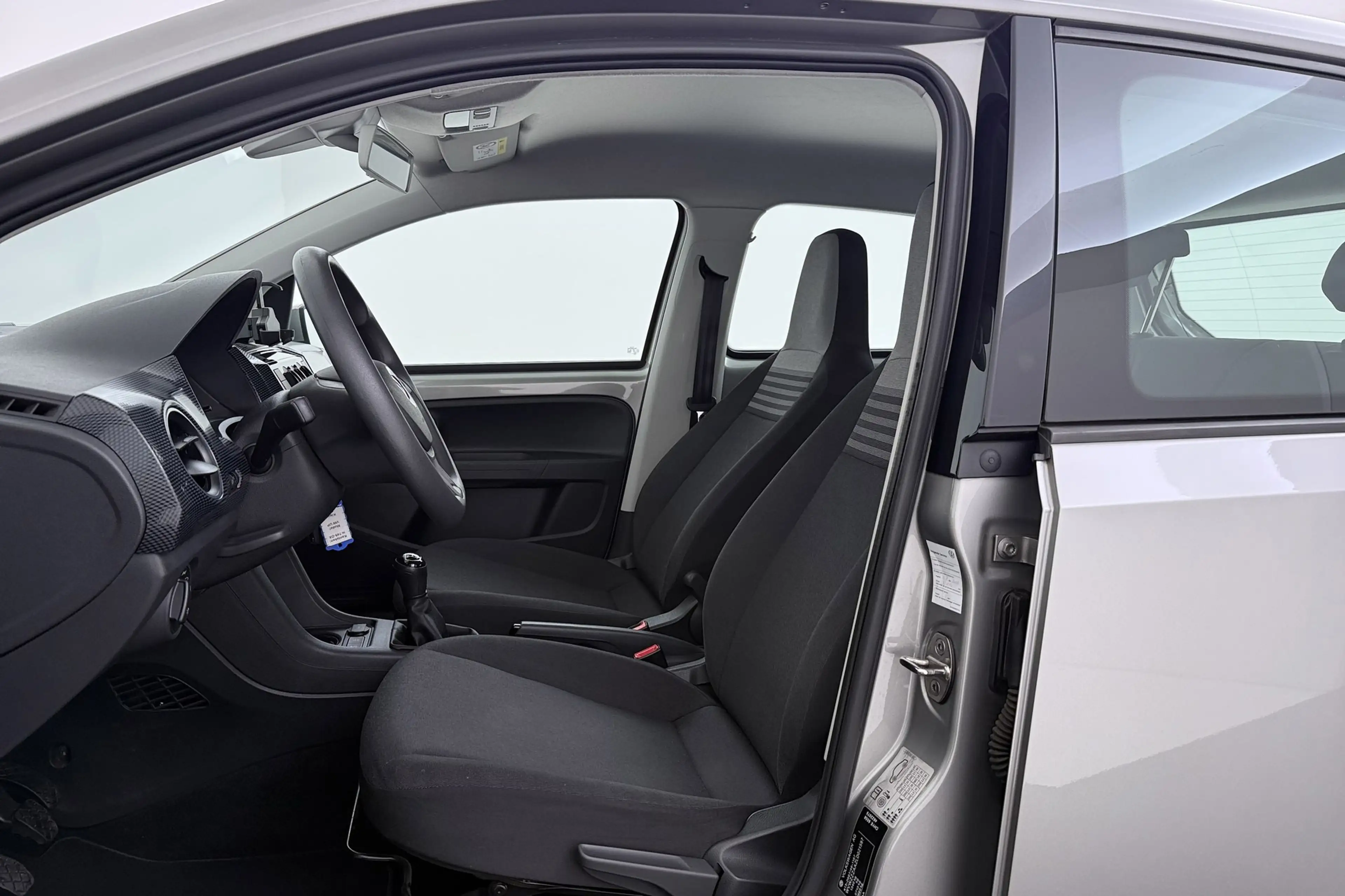 Volkswagen up! 1.0 BMT move up! | Org NL | Airco | Dealer Ond. | — photo 3