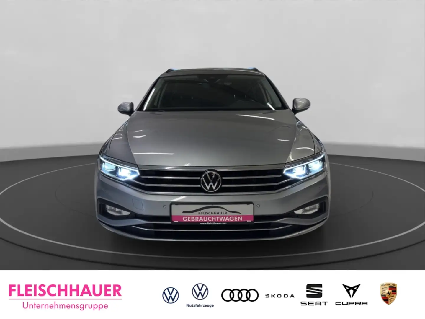 Volkswagen Passat Variant Business 2.0 TDI Matrix+Navi+ACC+App-connect Silber - 2